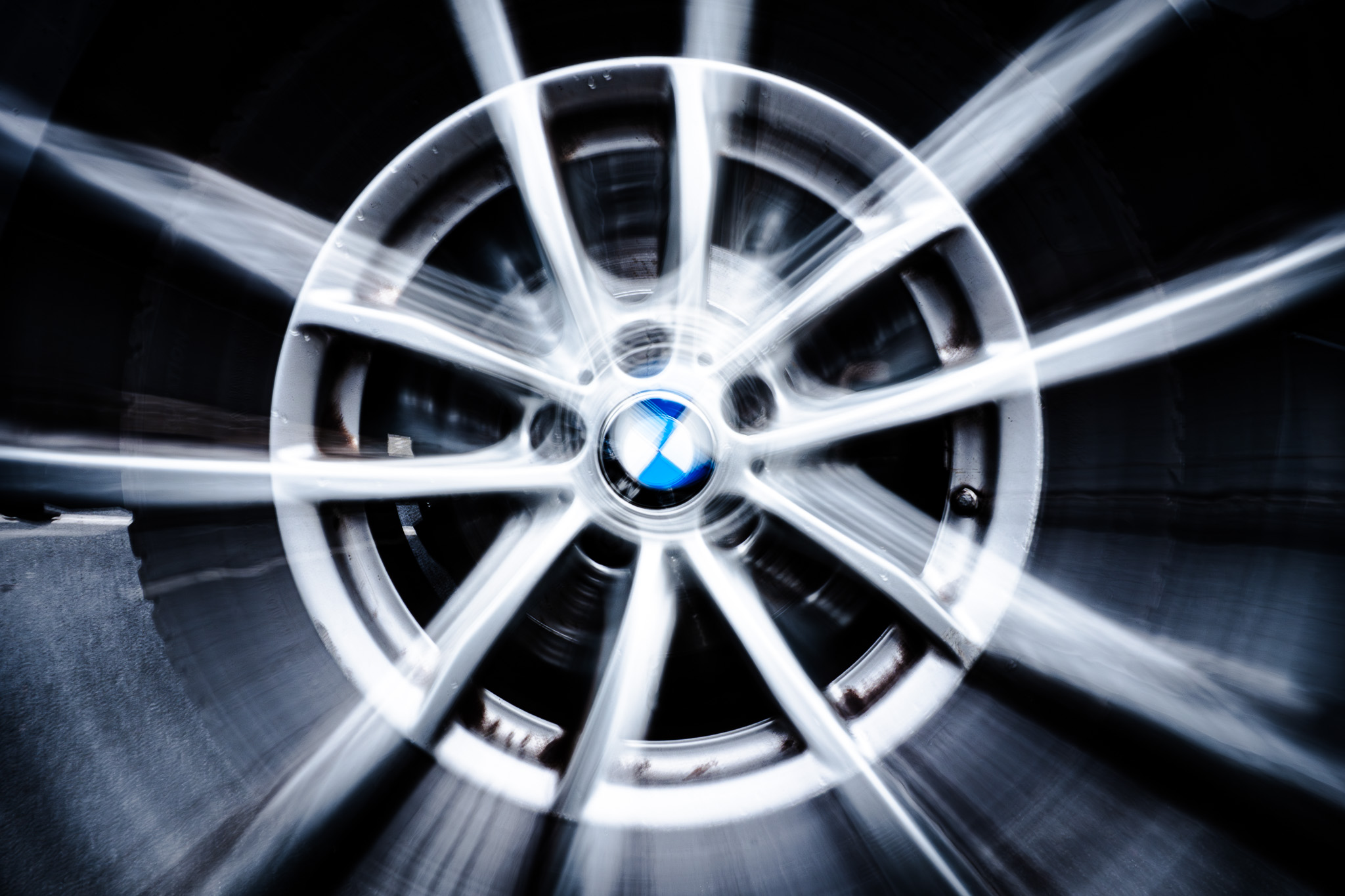 Automobile
