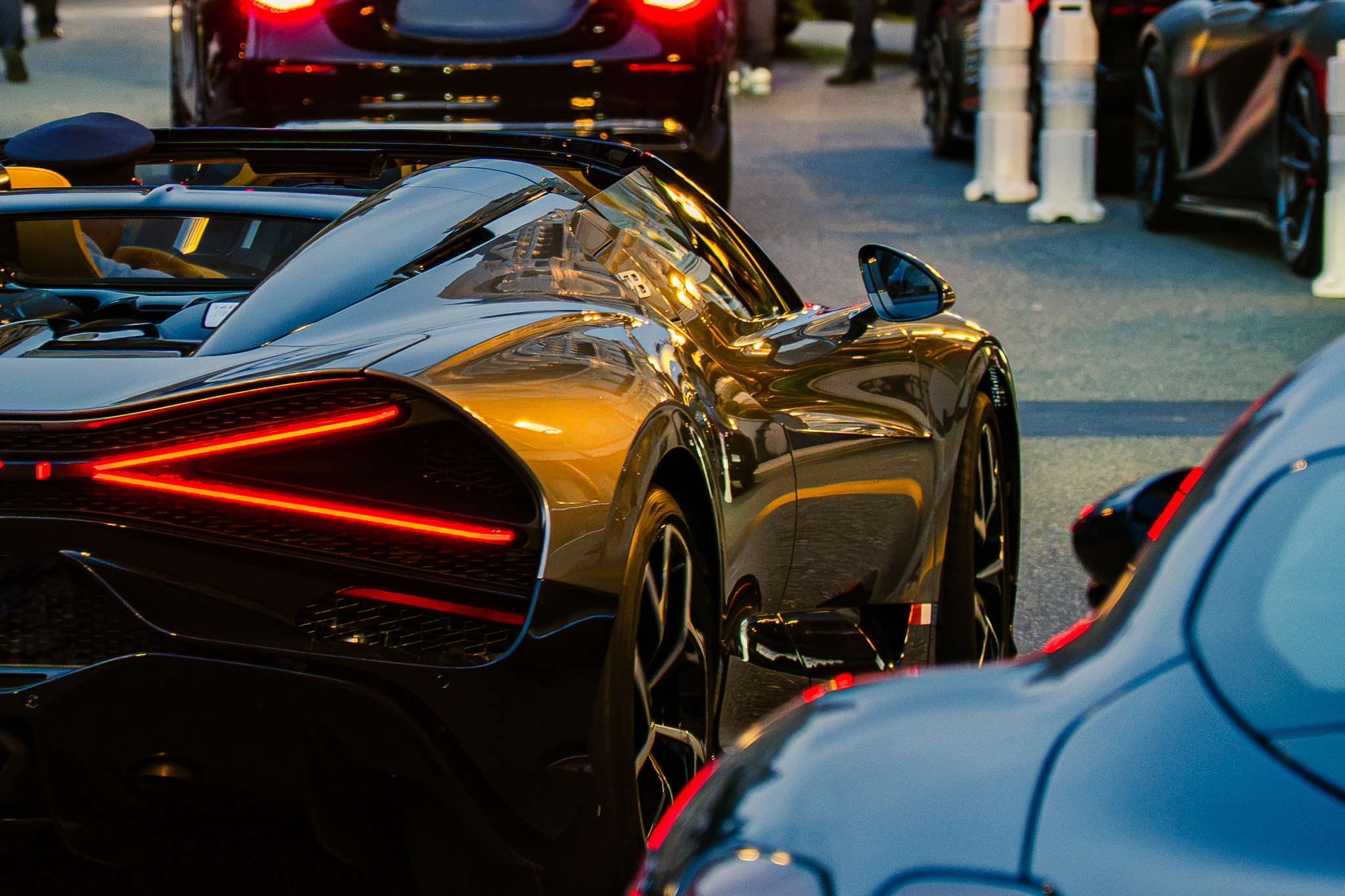 Automobile